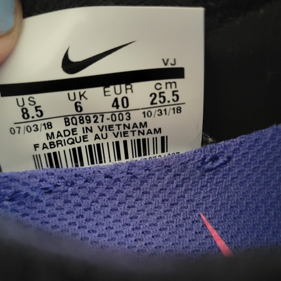 Nike Running Shoe - Picture 5 of 5